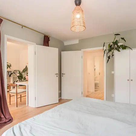 Appartement Urban-oasis: Zentral, Ruhig, Neu! *